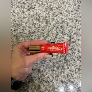 farah’s eyeshadow primer